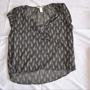 EUC H&M giraffe blouse sz 12